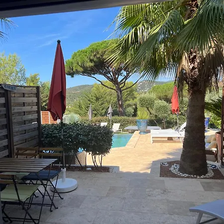 Homestay Bormes Exterior photo